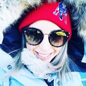 Meet your Posher, Danielle